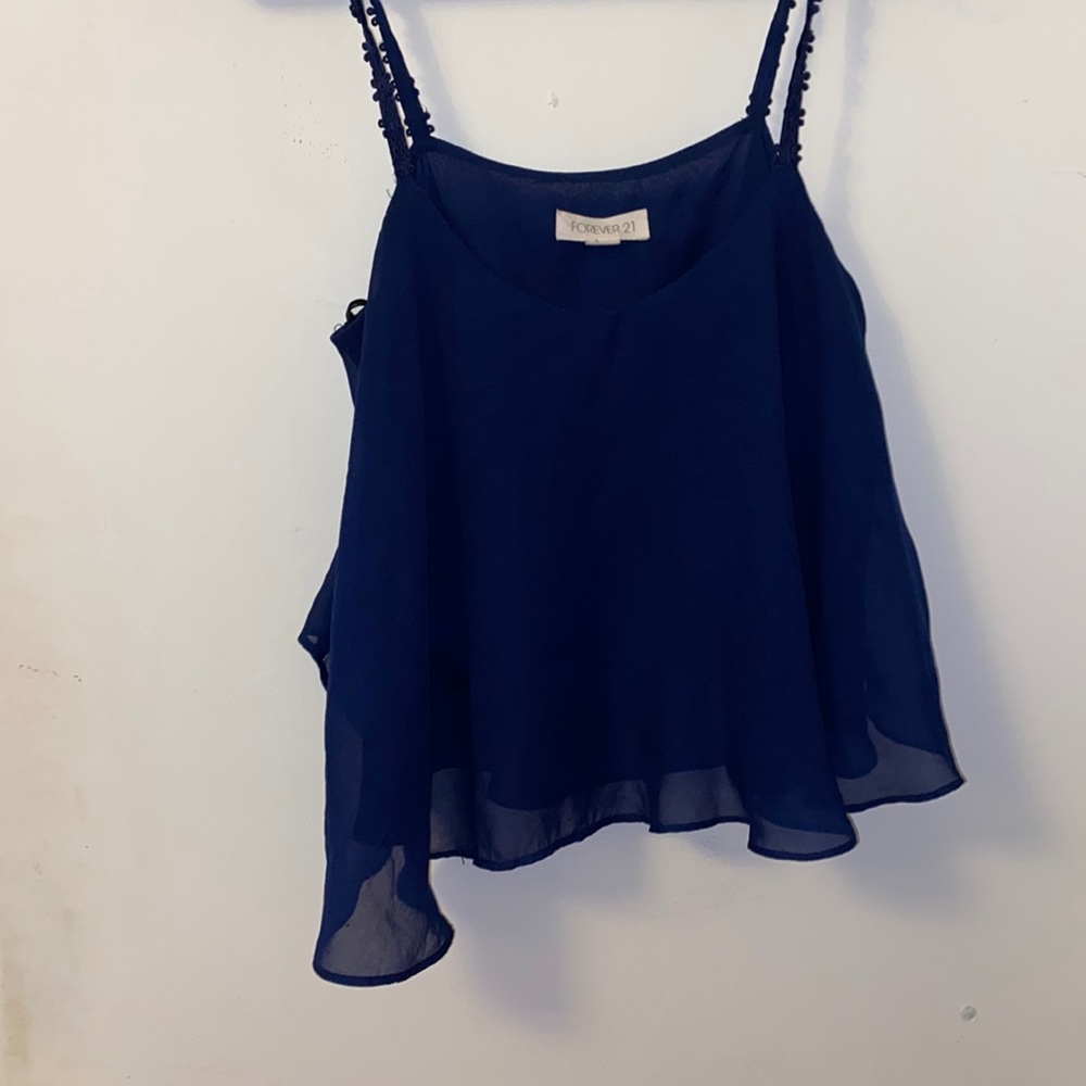 Flowy Tank